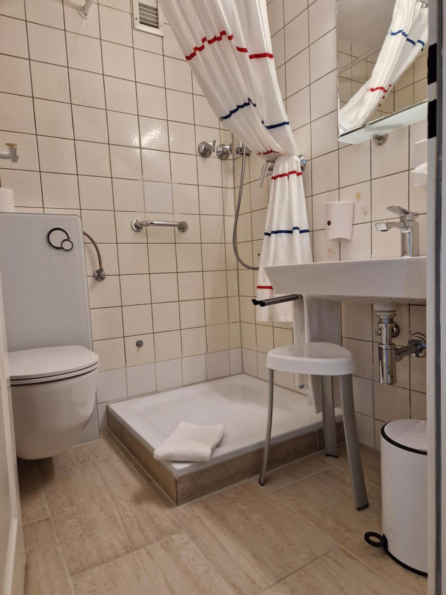 Apart Hotel Freiburg Экстерьер фото